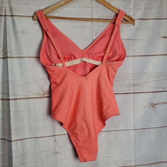 New Kona Sol Peach V-neck One Piece High Back Adjustable Straps Swimsuit Small - Picture 4 of 11